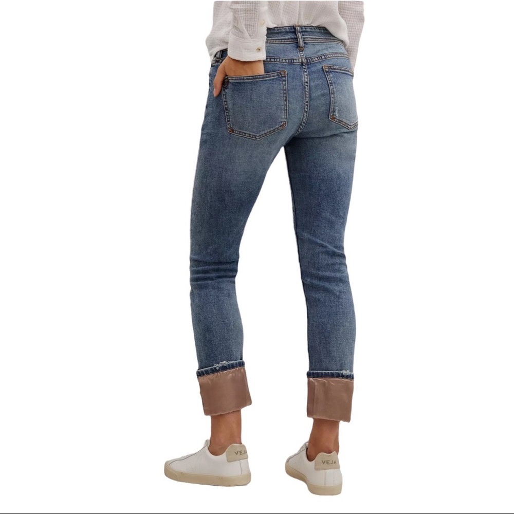 ANTHROPOLOGIE PILCRO High Rise Rose Gold Satin Trimmed Slim Straight Jeans - 27